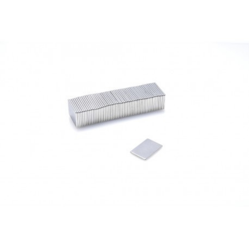 Boy 15mm X En 10mm X Kalınlık 1mm Neodyum Mıknatıs