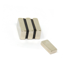Boy 20mm X En 15mm X Kalınlık 4mm Neodyum Mıknatıs